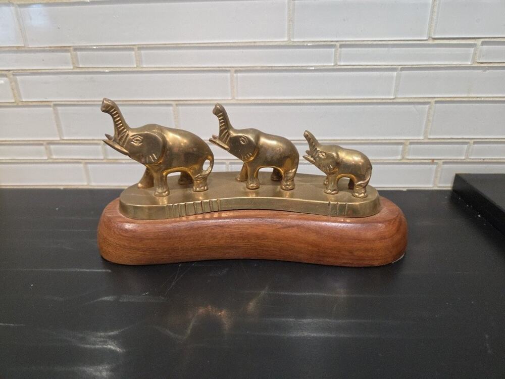 Vintage 3 Brass Elephant Family Parade Figurine Trunks Up On Curved Wood Base